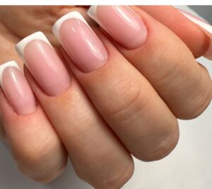 How to Grow Healthy Nails Naturally